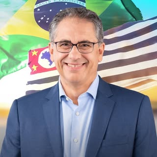 Carlos Zarattini